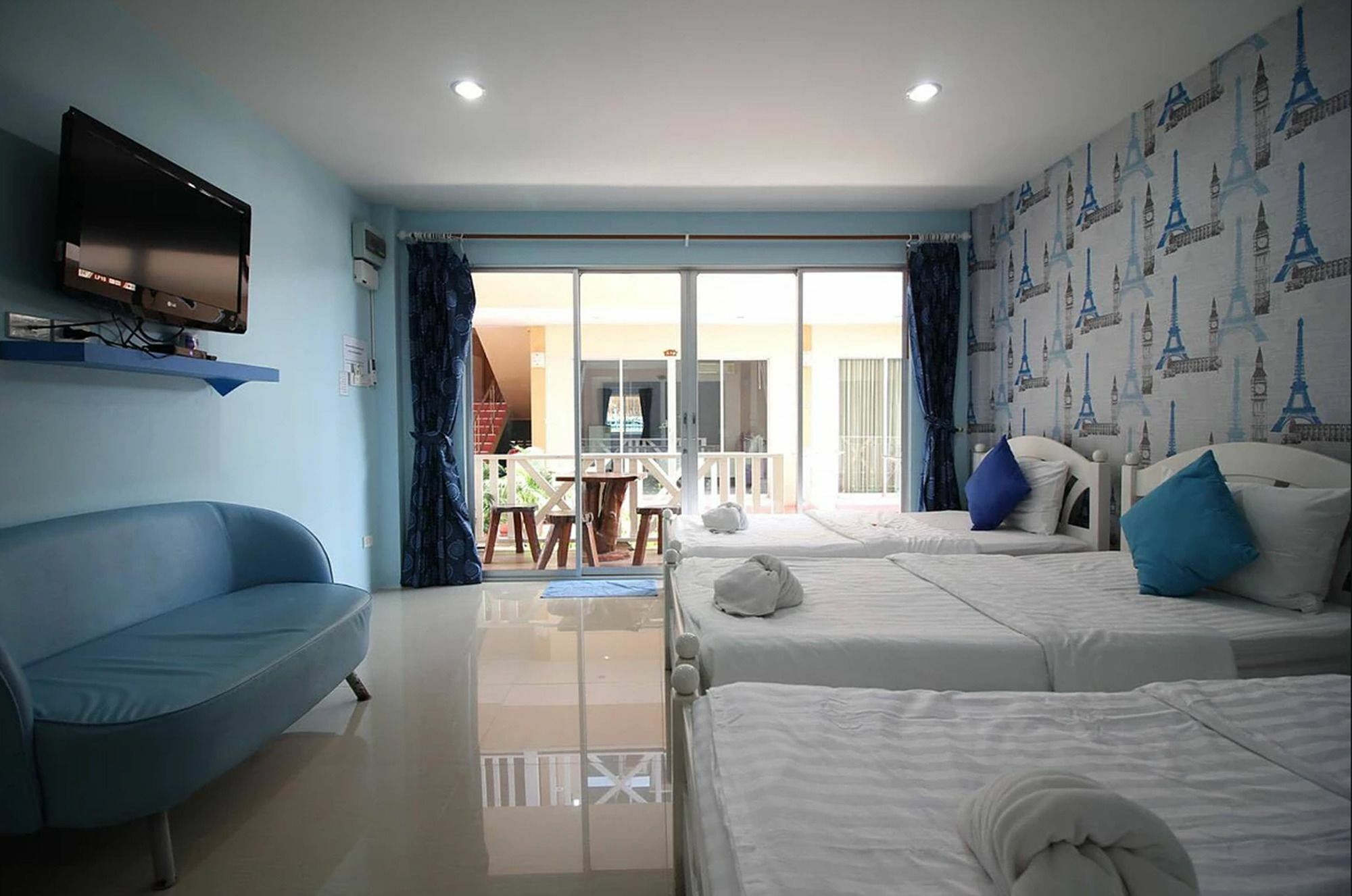 Tawaen Beach Resort Ko Lan Exterior photo